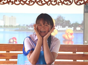 น้องใหม่ 63 สาขาการจัดการโลจิสติกส์
นางสาวชนัญชิตา คำพีระ สาวน้อยจาก
โณงเรียนชัยนาคำวิทยา
ศูนย์การศึกษาจังหวัดอุดรธานี
มหาวิทยาลัยราชภัฏสวนสุนันทายืนดีต้ด้อนรับนะคะ