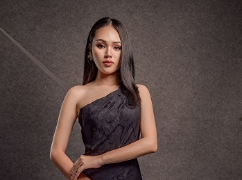 หมายเลข9 ปณินดา เงินแก้ว
ผู้เข้าประกวดมิสแกรนด์อุดรธานี-สกลนคร
Makeup Chira Kruakun