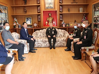 “ผู้อำนวยการศูนย์การศึกษาจังหวัดอุดรธานี
มหาวิทยาลัยราชภัฏสวนสุนันทา
และคณะผู้บริหาร
เข้าพบผู้บัญชาการมณฑลทหารบกที่ 24”